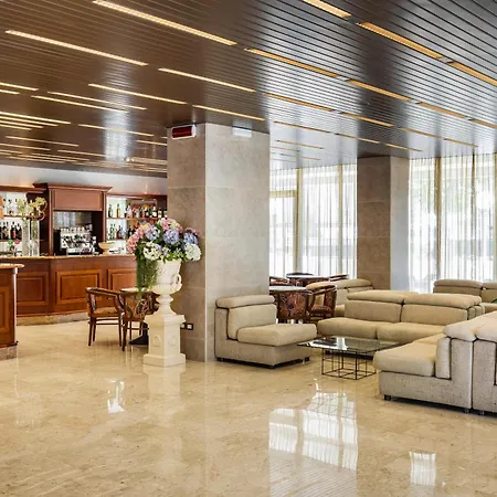 Szálloda Ambasciatori 4*